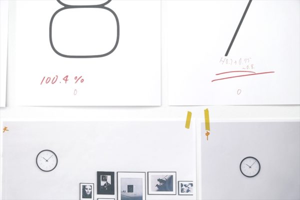 NEUT wall clock for Lemnos by Kazuya Koike